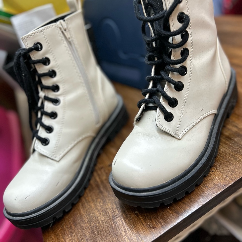 Doc marten inspired boot